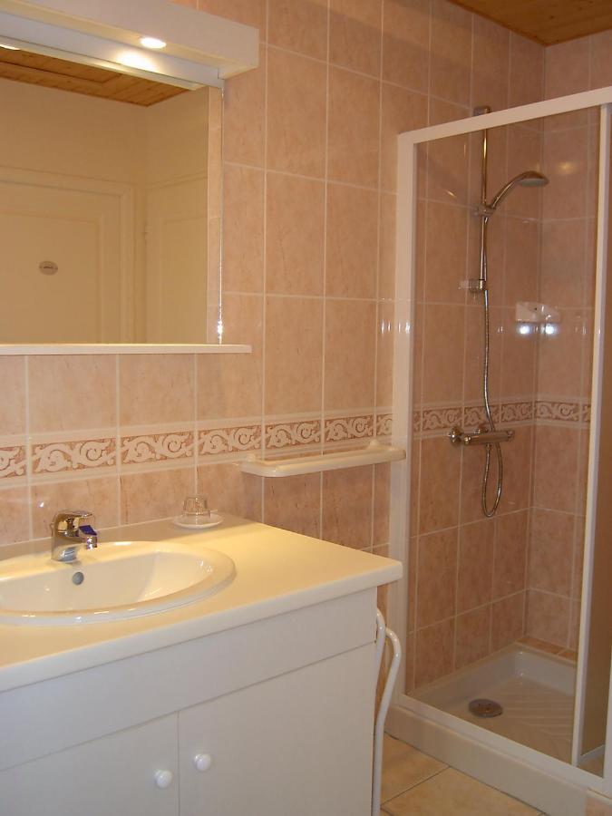 Le Logis Du Chateau Vieillevigne Luaran gambar